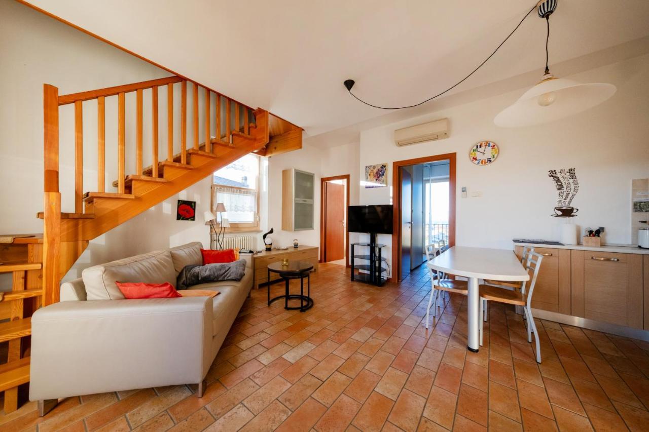 Apartmentsgarda - Rosa Chiare Bardolino Exterior photo