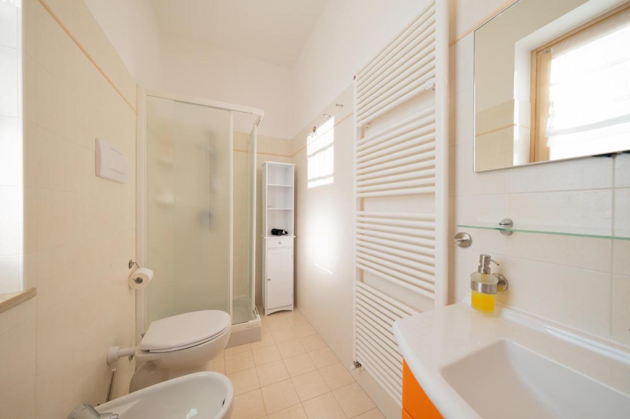 Apartmentsgarda - Rosa Chiare Bardolino Exterior photo