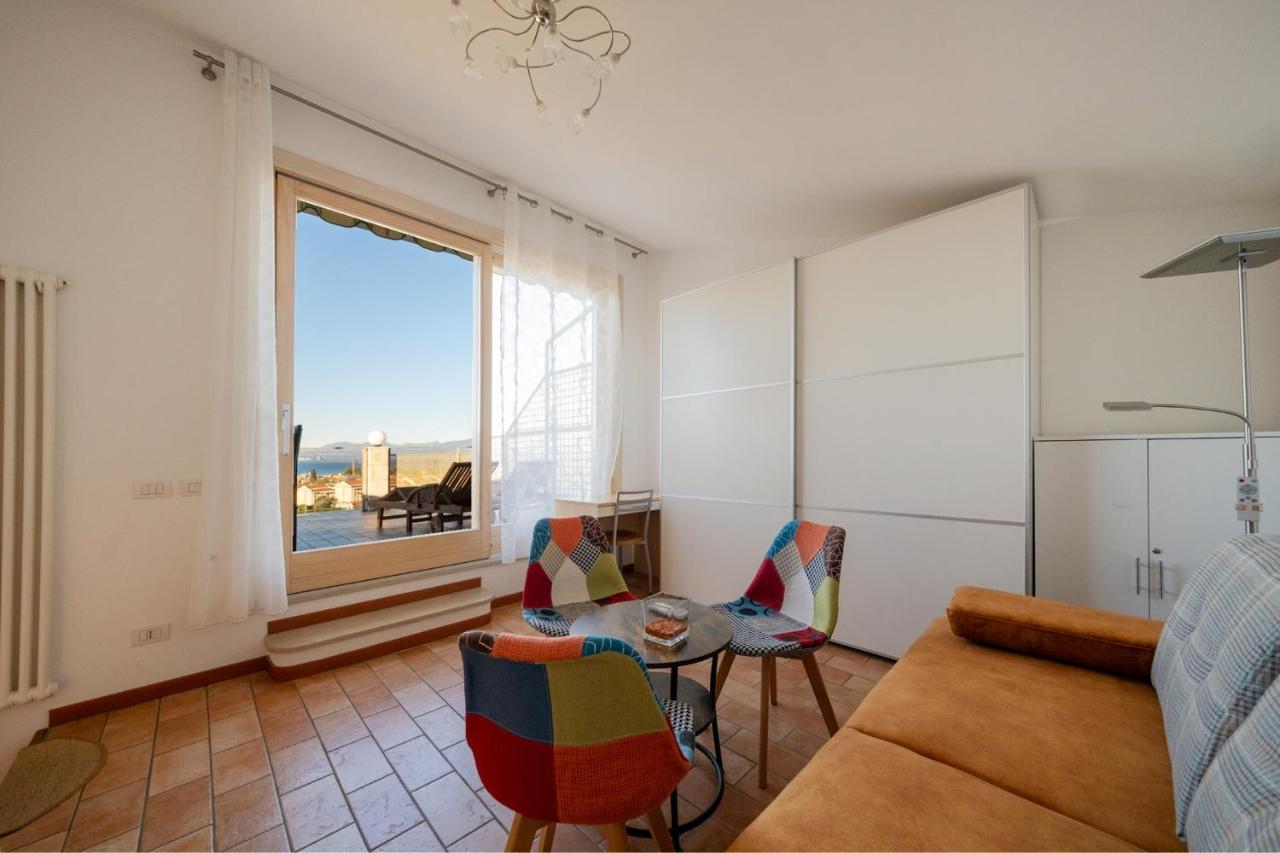 Apartmentsgarda - Rosa Chiare Bardolino Exterior photo