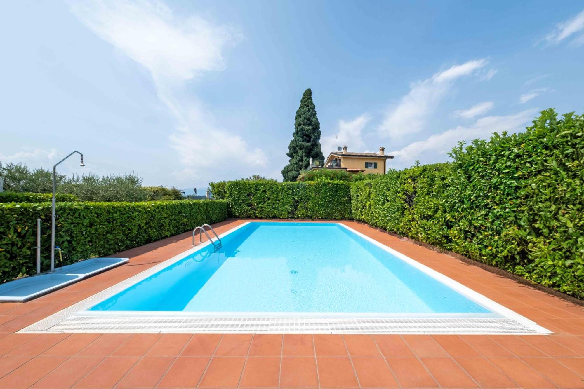 Apartmentsgarda - Rosa Chiare Bardolino Exterior photo